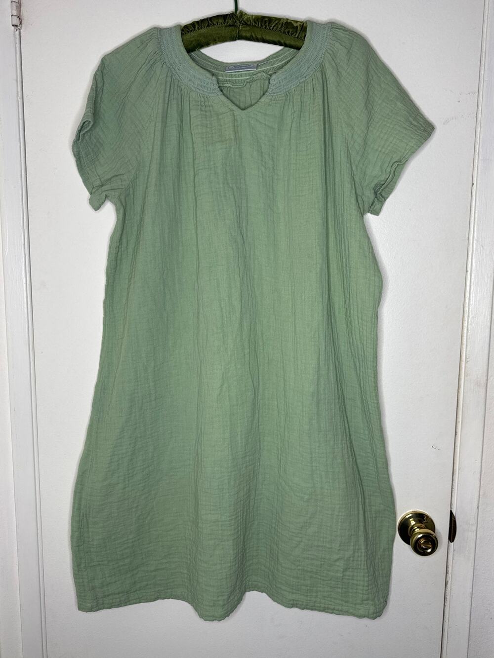 National Sage Green Cotton Crinkle Gauze Split-Neck Shift Dress Plus Size 2X